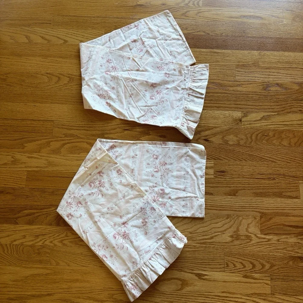 2‎ Ralph Lauren Floral Heartland Stripe Pink Standard Pillowcases Ruffle Country